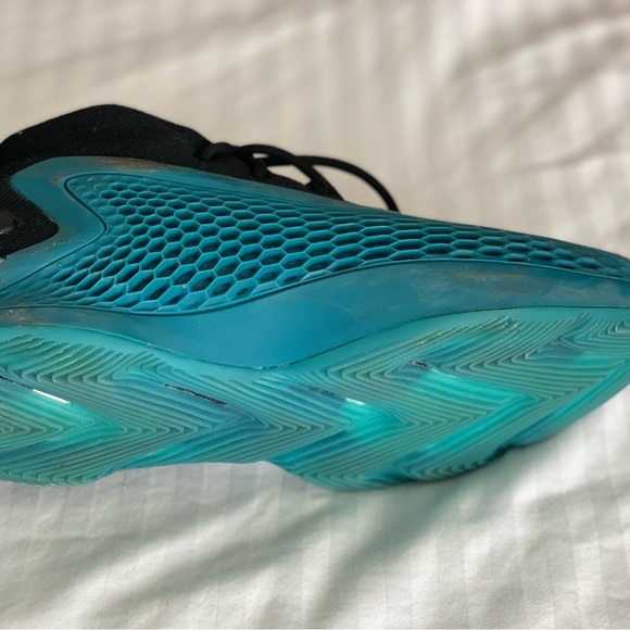 Adidas AE LOW Kids Sneakers in Black and Teal - Picture 5 of 8